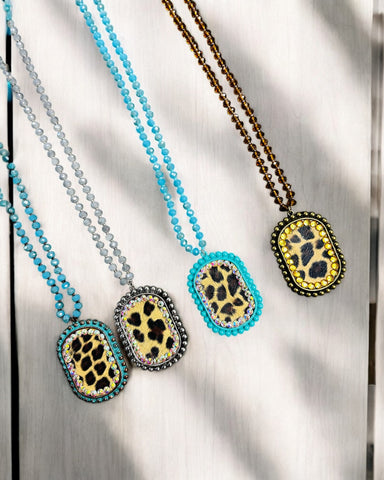 BEADED LEOPARD NECKLACE