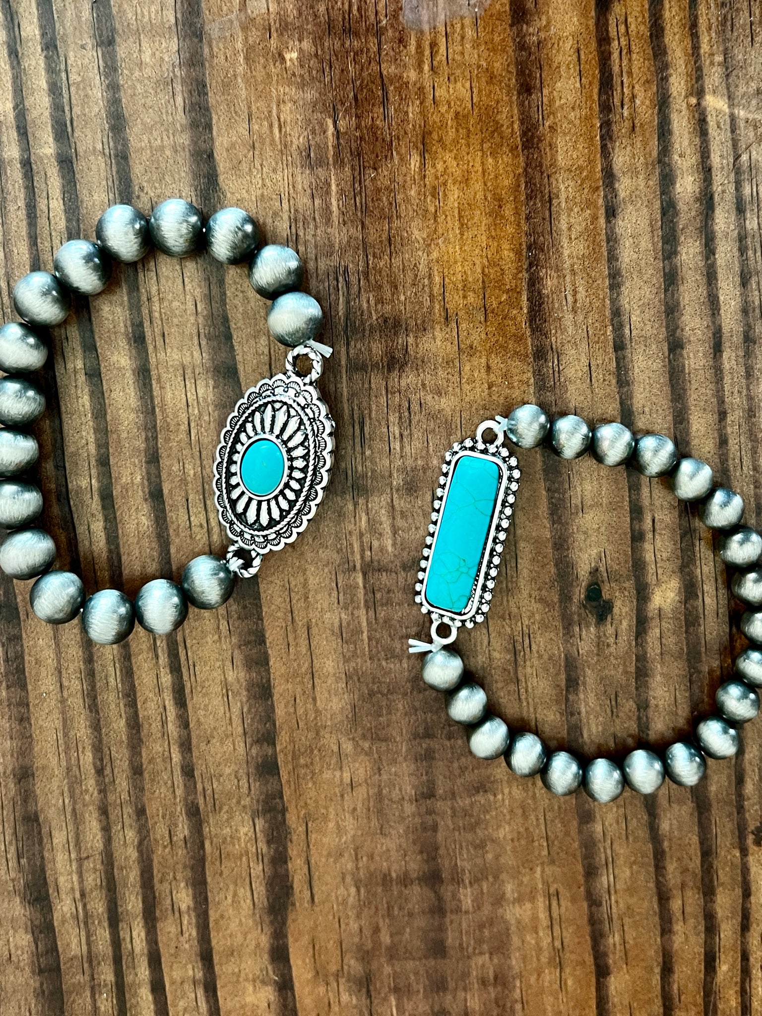NAVAJO BRACELET WITH CONCHO