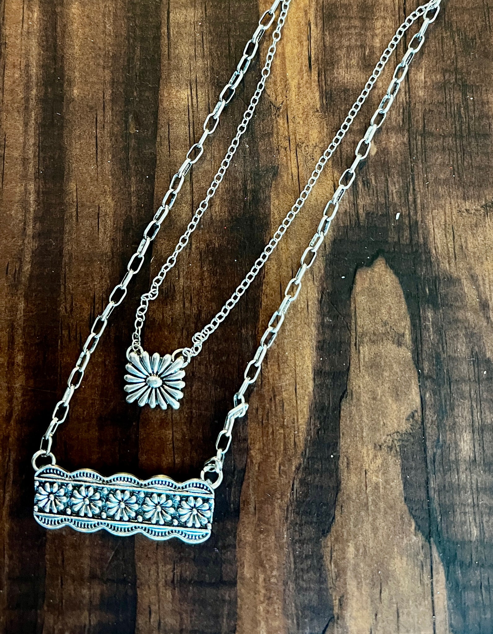2 LAYER BAR NECKLACE