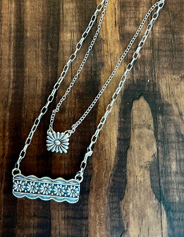 2 LAYER BAR NECKLACE