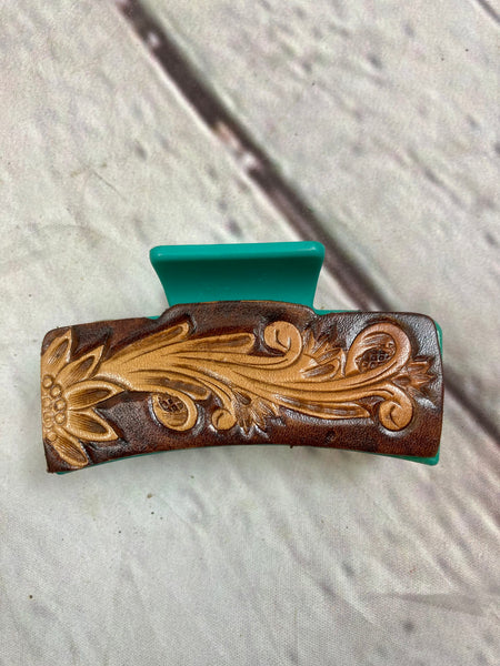 LEATHER HAIR CLIP