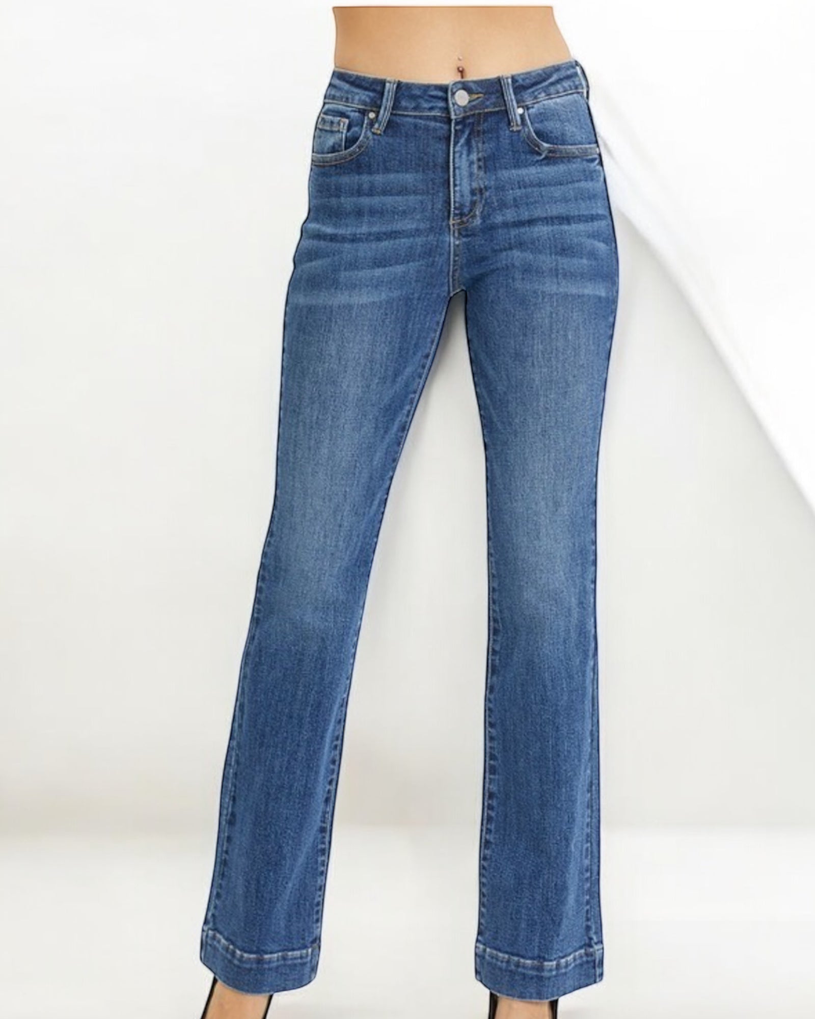 RISEN BOOTCUT JEANS