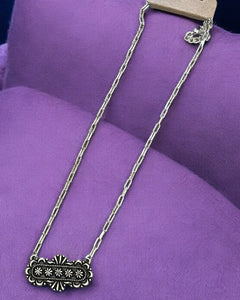 BIANCA BAR NECKLACE