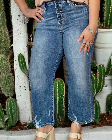 HIGH WAIST BUTTON FLY CROPPED JUDY BLUE JEANS