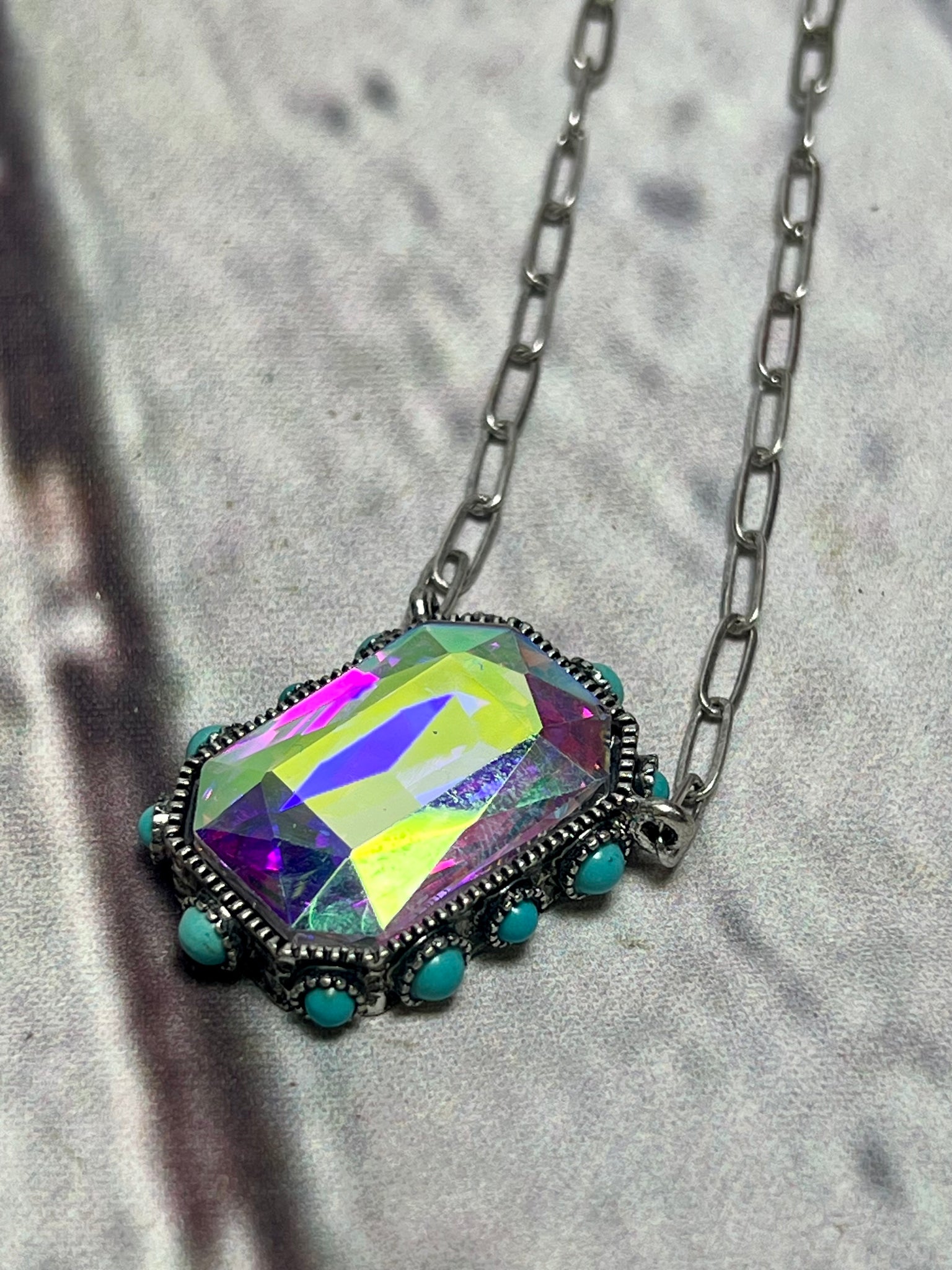 TARA RECTANGLE NECKLACE