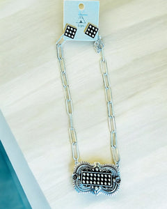 SERENA STUDDED BAR NECKLACE AND EARRING SET