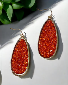 RED FACET EARRINGS