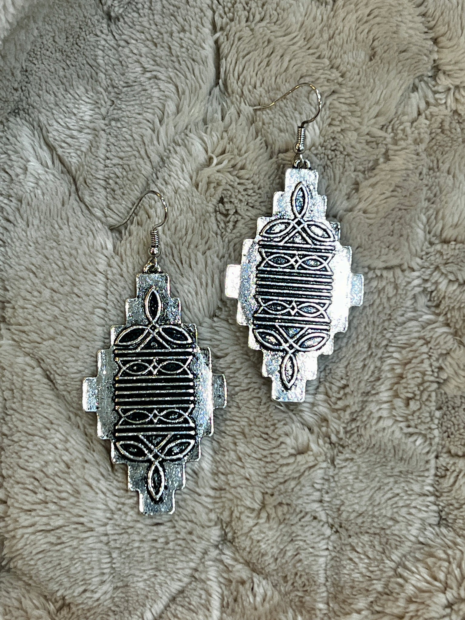 BOOT STITCH EARRINGS