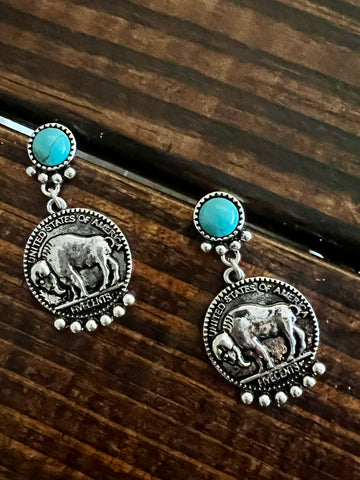 BUFFALO EARRINGS WITH TURQUOISE