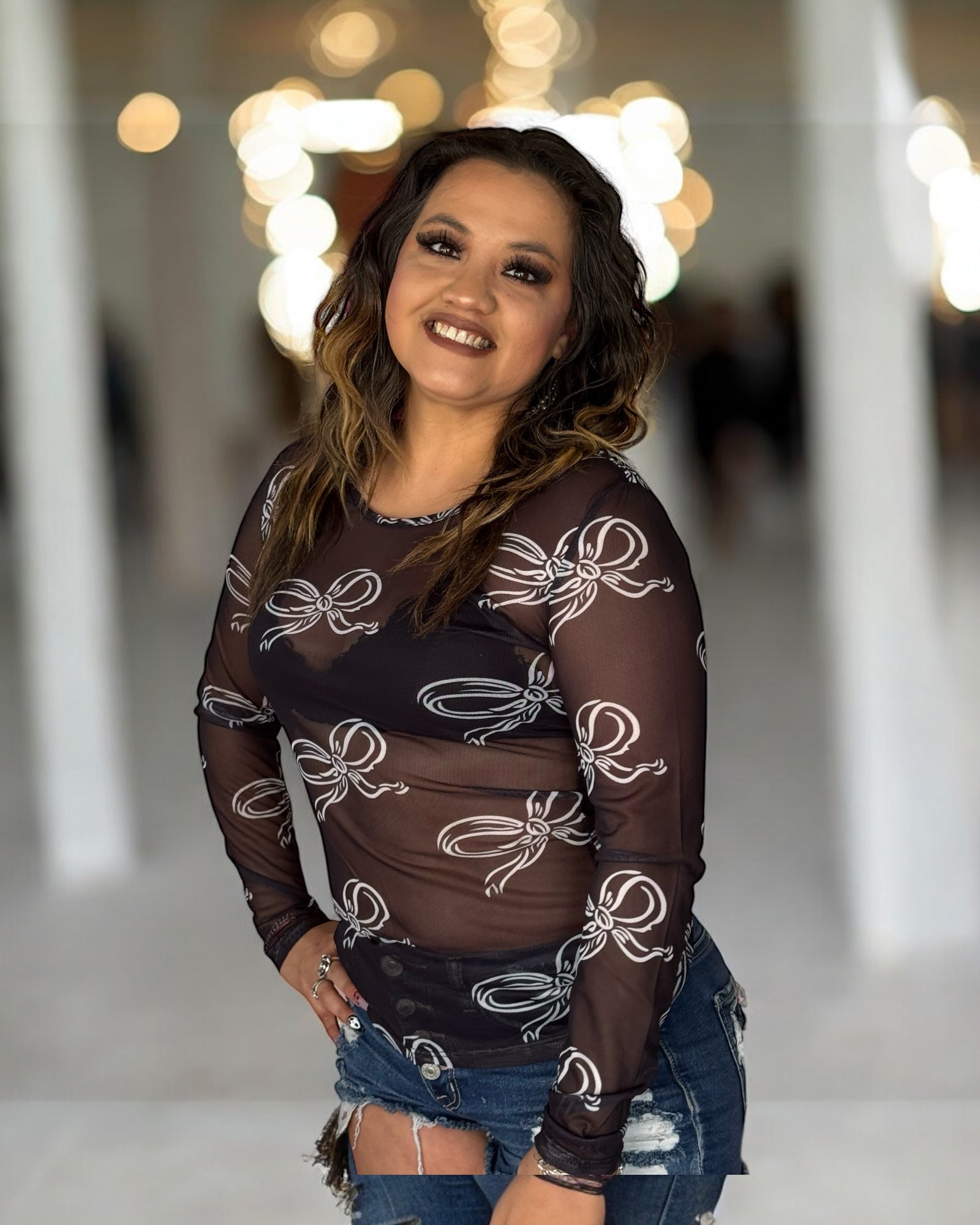 MESH BOW PRINTED TOP