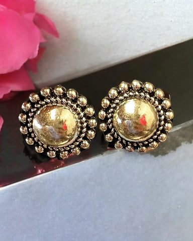 TRUDY STUD EARRINGS