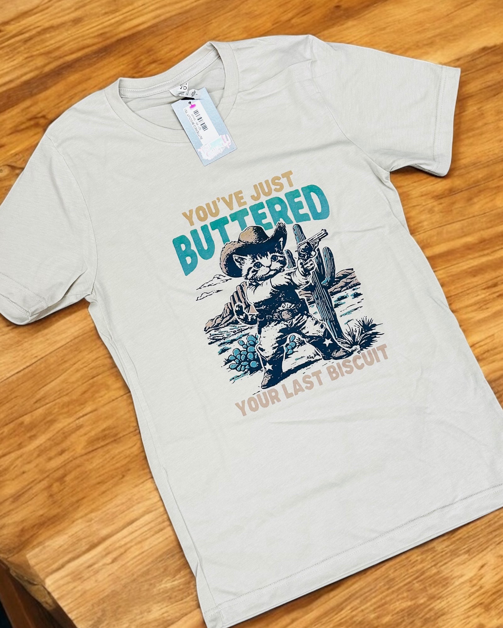 BUTTERED BISCUIT TEE