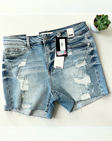 HI  WAIST DESTROYED JUDY BLUE SHORTS