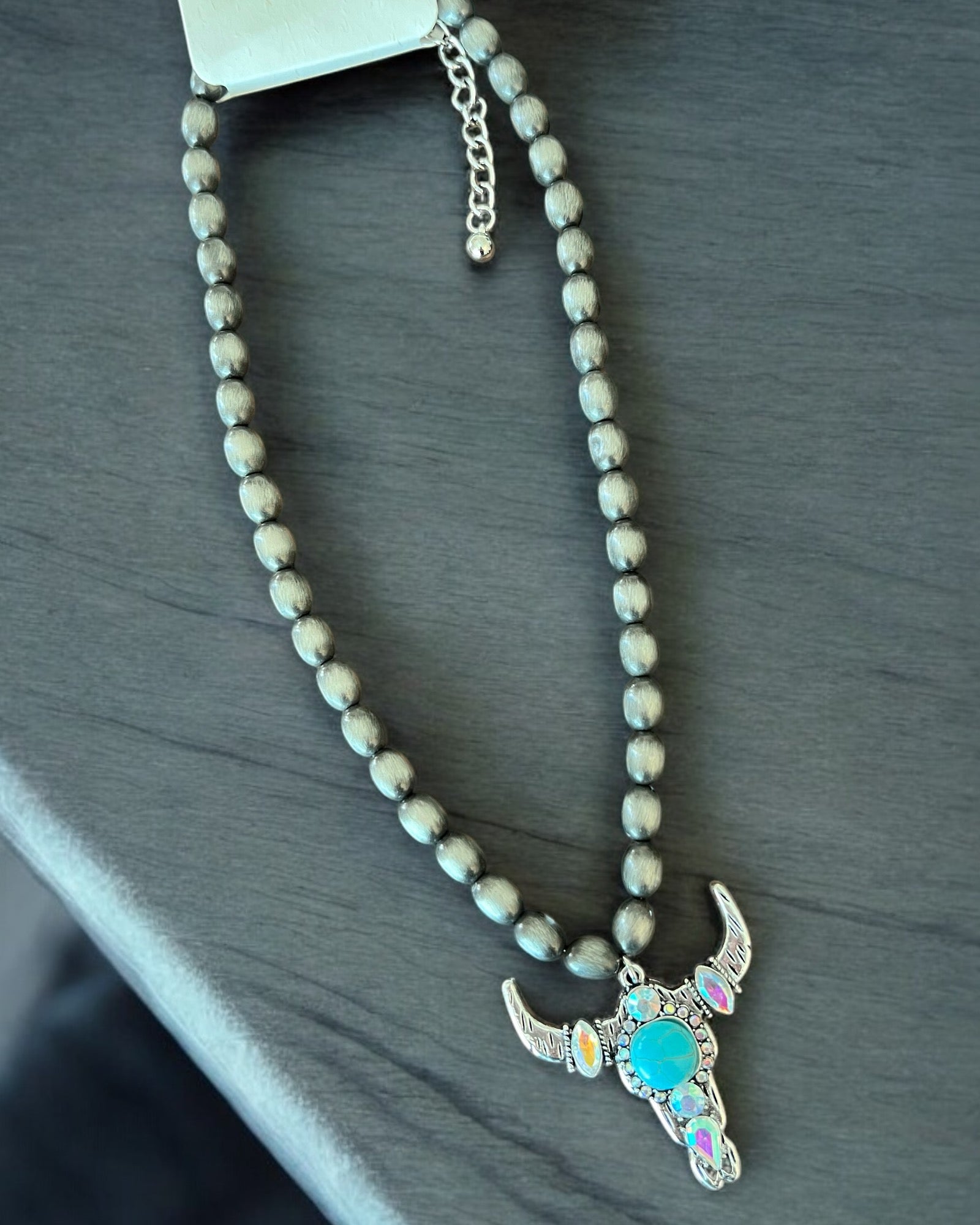 BULL NAVAJO NECKLACE