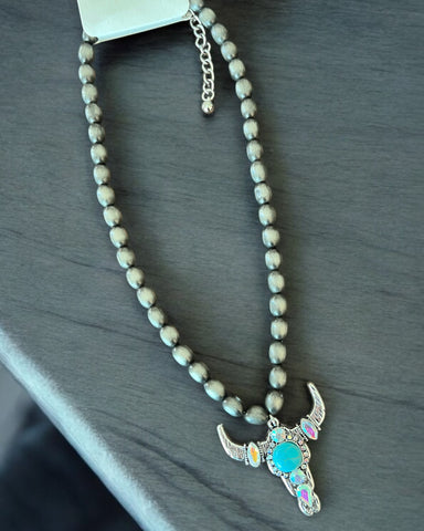 BULL NAVAJO NECKLACE