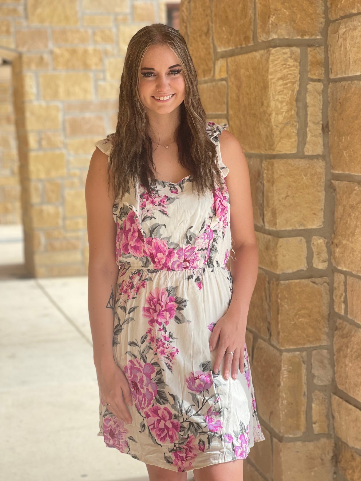 WHITE FLORAL DRESS