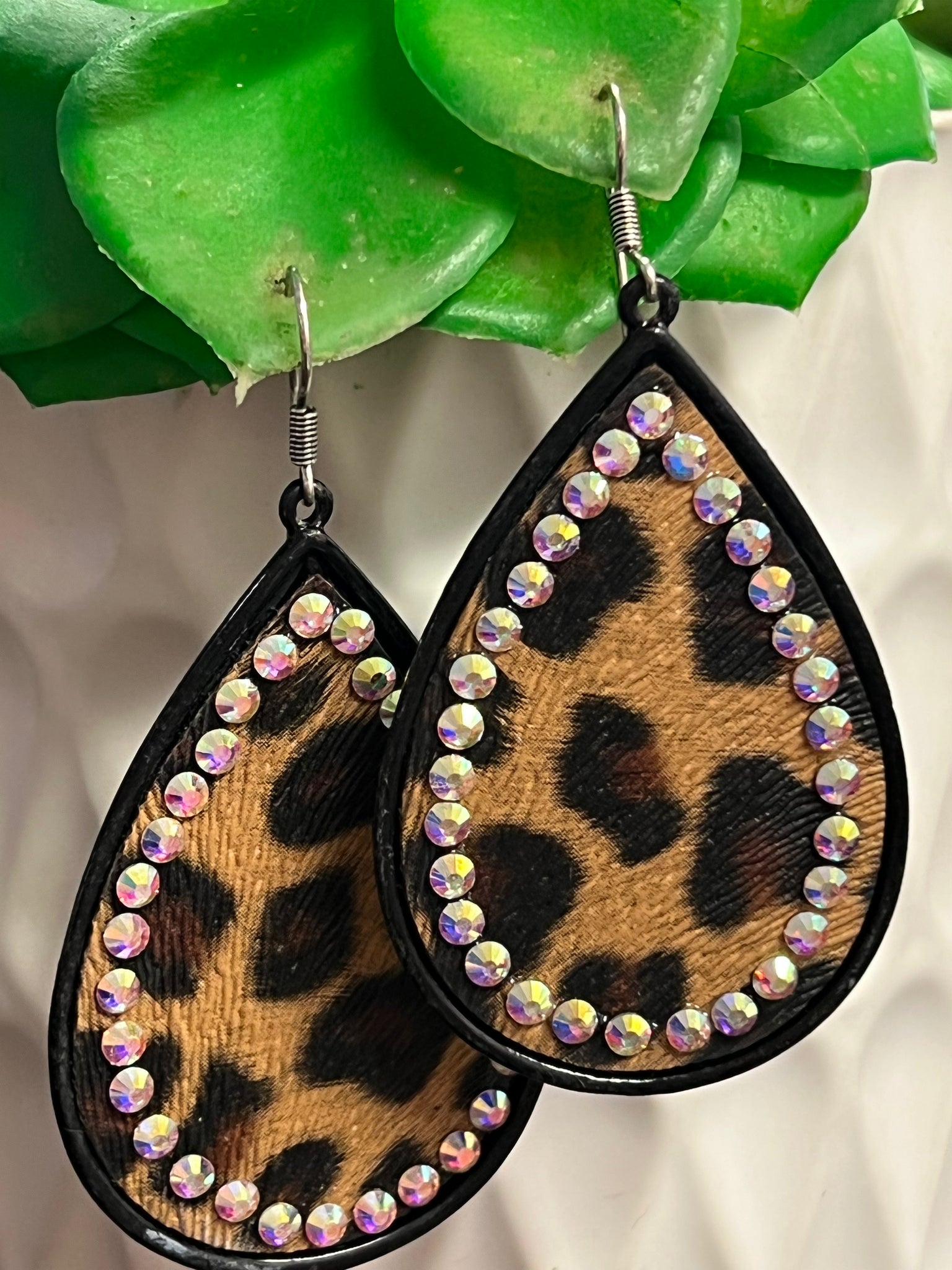 BLACK LEOPARD TEARDROP EARRINGS