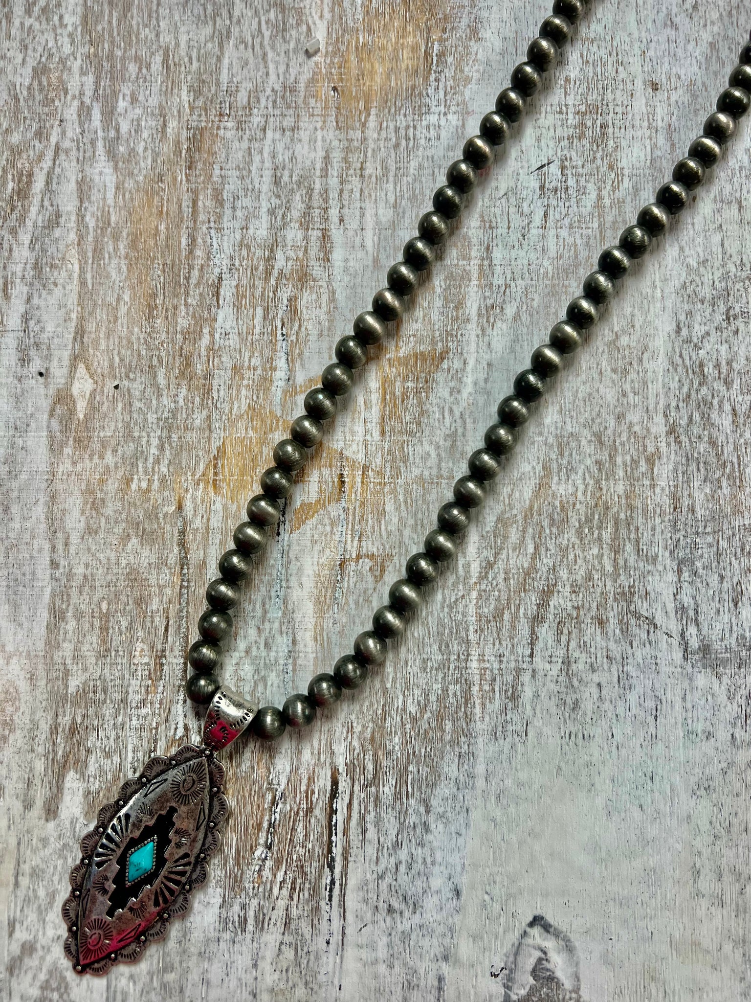 SOUTHWEST DESIGN NECKLACE