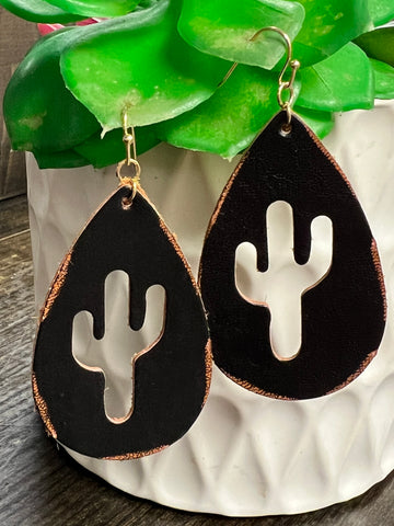 BLACK CACTUS CUTOUT EARRINGS